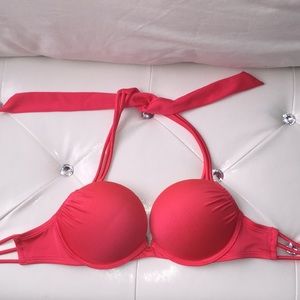 ✨RARE✨VS bombshell bathing suit top in red